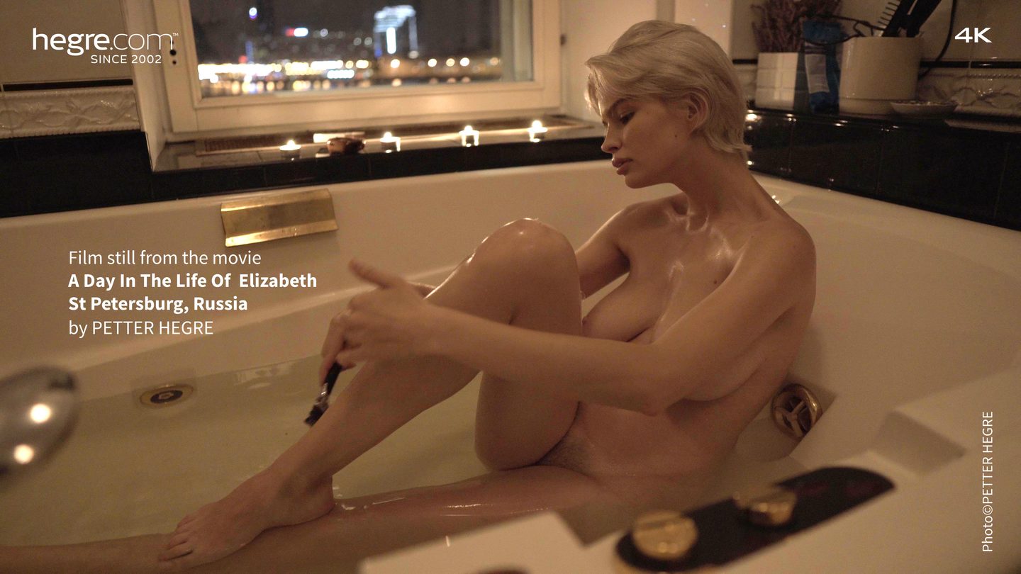 Elizabeth saint nude